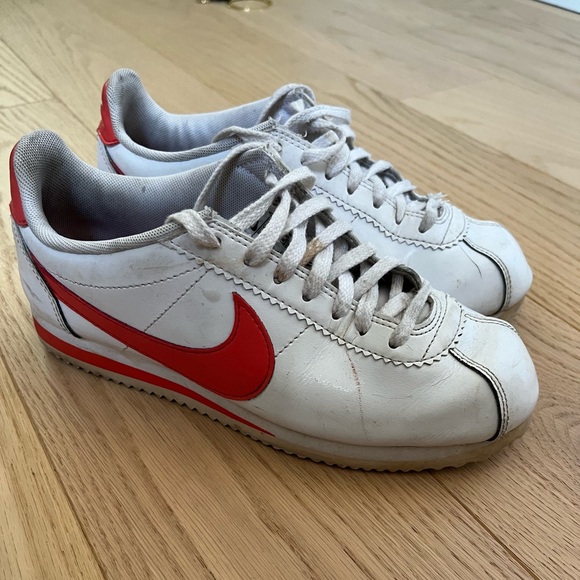 Nike Cortez - Picture 1 of 5